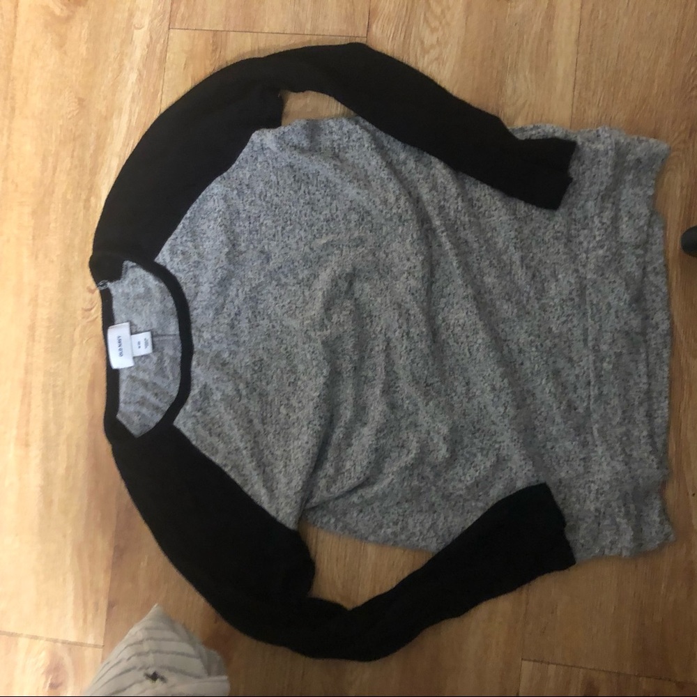 Grey long sleeve